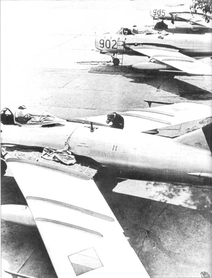 Иллюстрация к книге — МиГ-17 [pic_59.jpg]