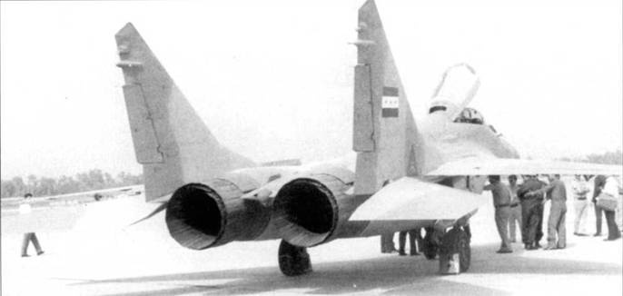 Иллюстрация к книге — МиГ-29 [pic_187.jpg]