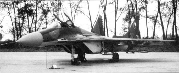 Иллюстрация к книге — МиГ-29 [pic_194.jpg]