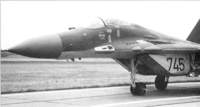 Иллюстрация к книге — МиГ-29 [pic_64.jpg]