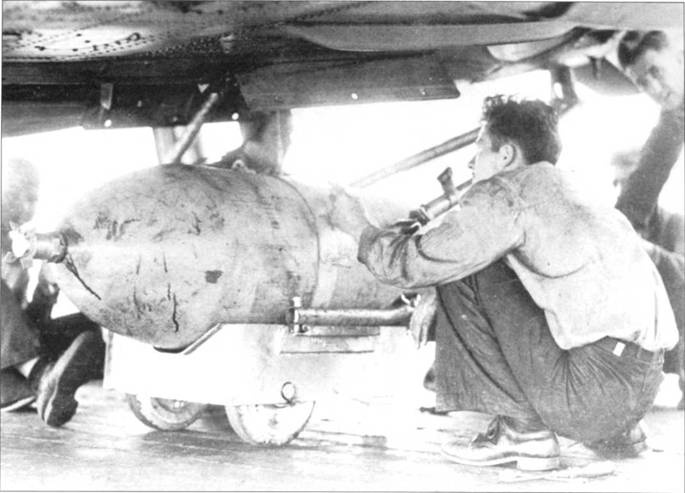 Иллюстрация к книге — SBD «Dauntless» [pic_127.jpg]