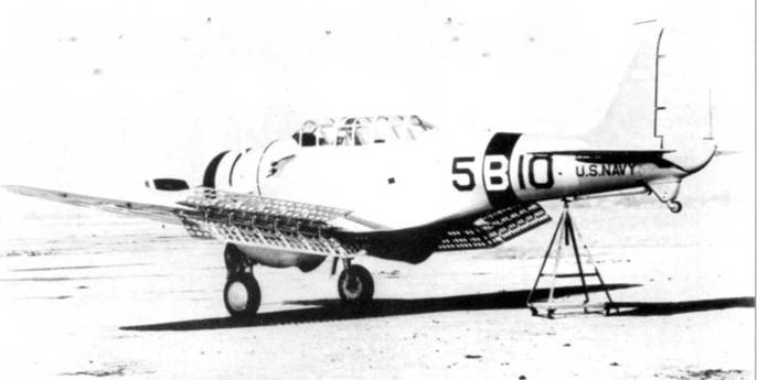 Иллюстрация к книге — SBD «Dauntless» [pic_16.jpg]