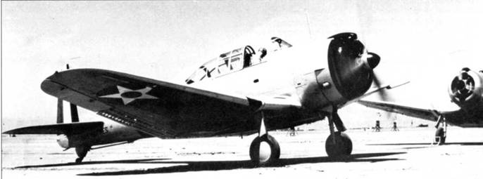 Иллюстрация к книге — SBD «Dauntless» [pic_25.jpg]