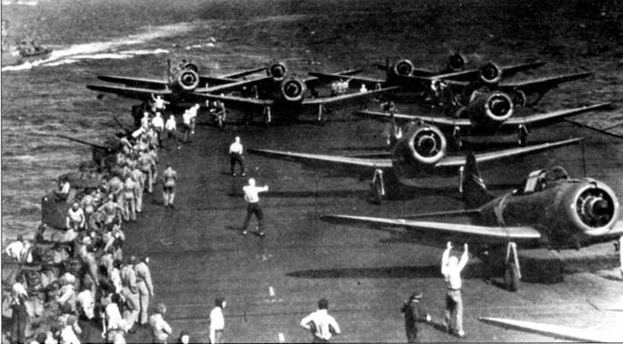 Иллюстрация к книге — SBD «Dauntless» [pic_80.jpg]