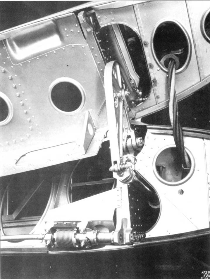 Иллюстрация к книге — TBD «Devastator» [pic_70.jpg]