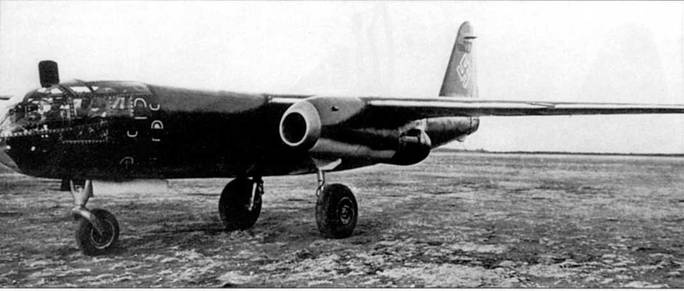 Иллюстрация к книге — Ar 234 «Blitz» [pic_20.jpg]