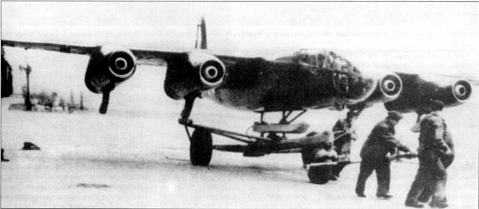 Иллюстрация к книге — Ar 234 «Blitz» [pic_31.jpg]