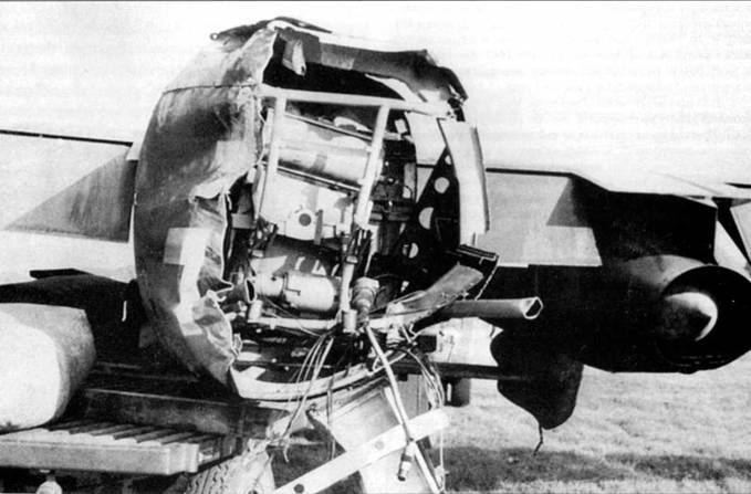 Иллюстрация к книге — Ar 234 «Blitz» [pic_54.jpg]