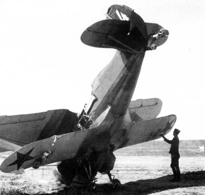 Иллюстрация к книге — Истребители Поликарпова. Часть 1 [pic_128.jpg]