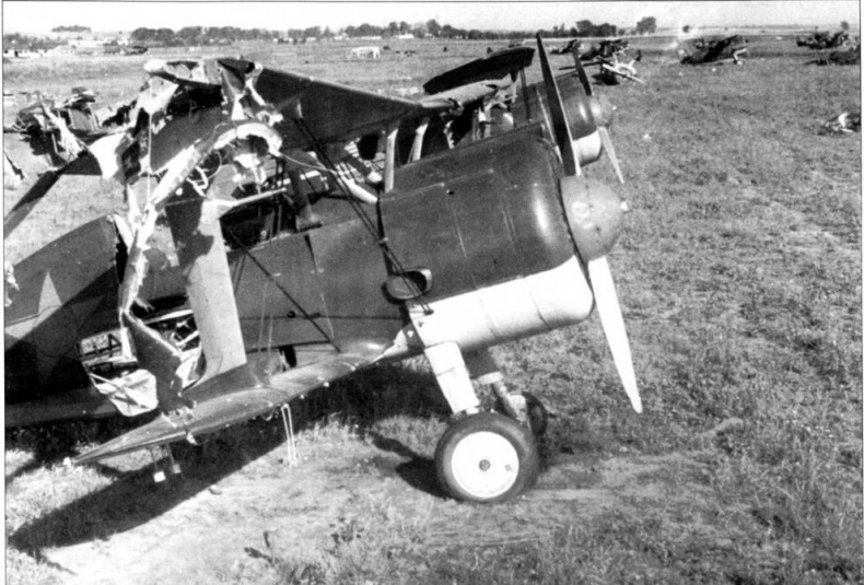 Иллюстрация к книге — Истребители Поликарпова. Часть 1 [pic_14.jpg]