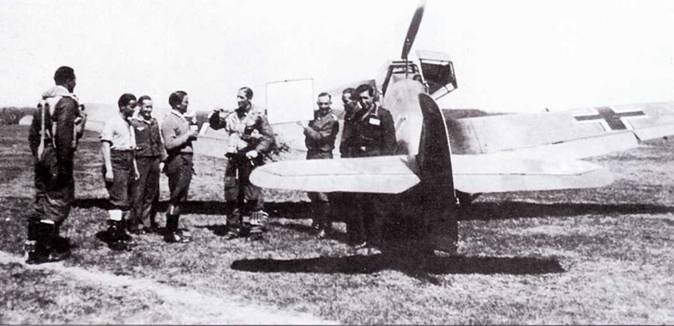 Иллюстрация к книге — Истребители Люфтваффе в небе СССР. Операция «Барбаросса» июнь – декабрь 1941 г. [pic_71.jpg]