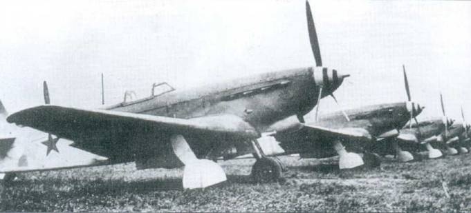 Иллюстрация к книге — Советские асы пилоты истребителей Як [pic_15.jpg]