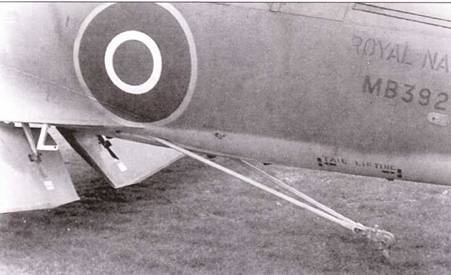 Иллюстрация к книге — Fairey «Firefly» [pic_38.jpg]