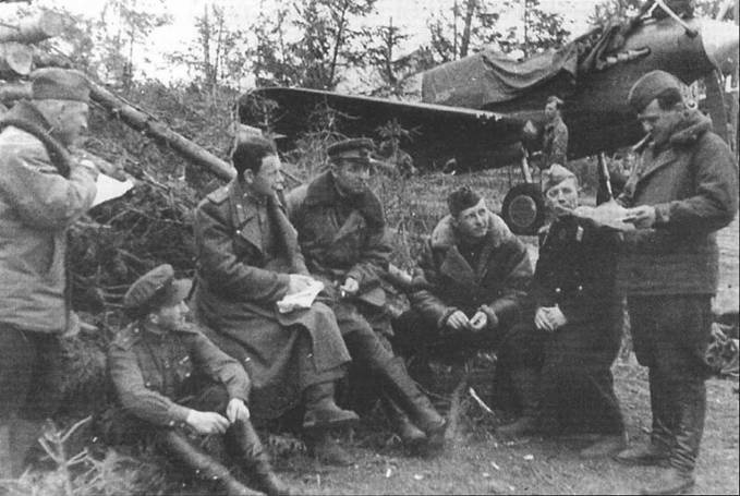 Иллюстрация к книге — Советские асы на истребителях ленд-лиза [pic_46.jpg]
