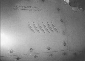 Иллюстрация к книге — МиГ-21. Особенности модификаций и детали конструкции. Часть 2 [pic_154.jpg]