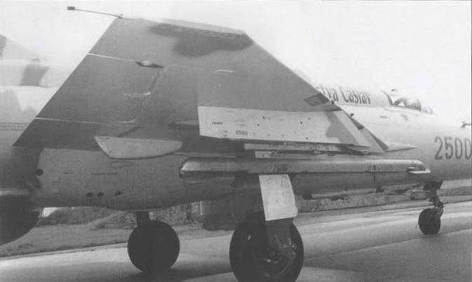 Иллюстрация к книге — МиГ-21. Особенности модификаций и детали конструкции. Часть 2 [pic_184.jpg]