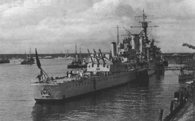 Иллюстрация к книге — Крейсера кригсмарине [pic_32.jpg]