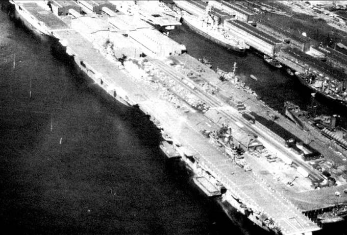 Иллюстрация к книге — Авианосцы США «Essex» [pic_105.jpg]