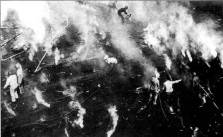 Иллюстрация к книге — Авианосцы США «Essex» [pic_87.jpg]