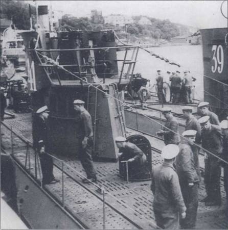 Иллюстрация к книге — U-Boot война под водой [pic_12.jpg]