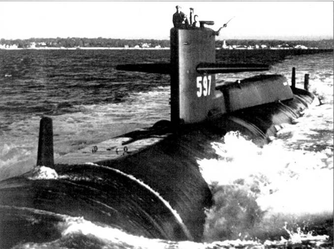 Иллюстрация к книге — Атомные субмарины США [pic_56.jpg]