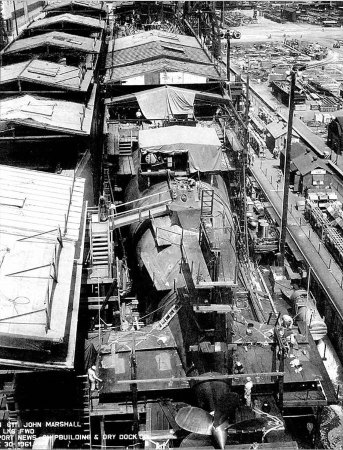 Иллюстрация к книге — Субмарины США «OHIO» [pic_22.jpg]