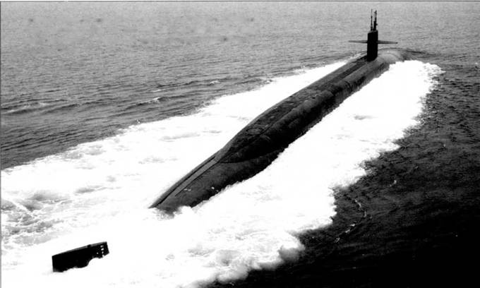 Иллюстрация к книге — Субмарины США «OHIO» [pic_55.jpg]
