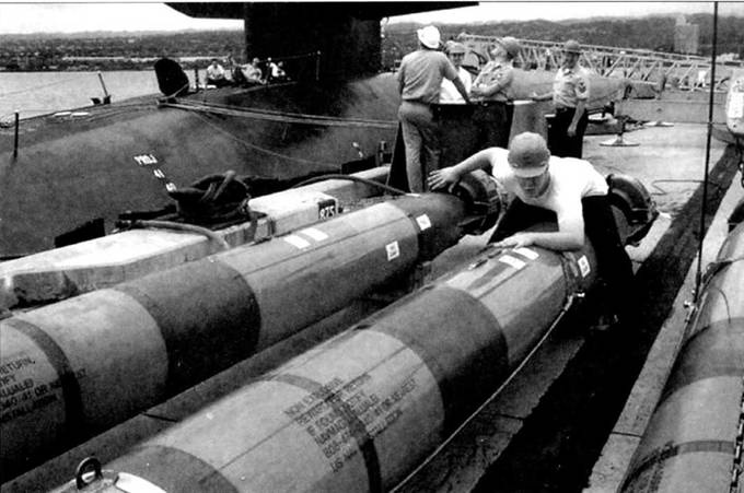 Иллюстрация к книге — Субмарины США «OHIO» [pic_98.jpg]