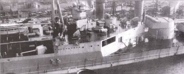 Иллюстрация к книге — Британский линейный крейсер «Hood» Крупным планом [pic_17.jpg]