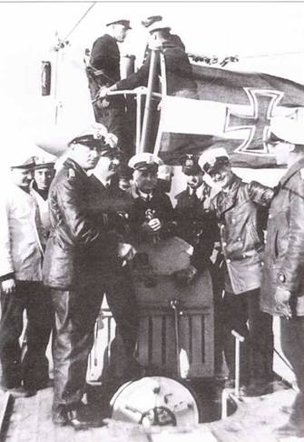 Иллюстрация к книге — Германские субмарины Тип II крупным планом [pic_28.jpg]