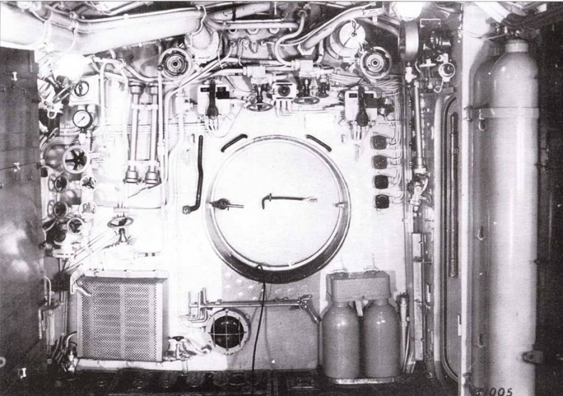 Иллюстрация к книге — Германские субмарины Тип IXC крупным планом [pic_102.jpg]