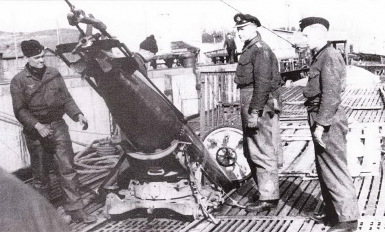 Иллюстрация к книге — Германские субмарины Тип IXC крупным планом [pic_14.jpg]