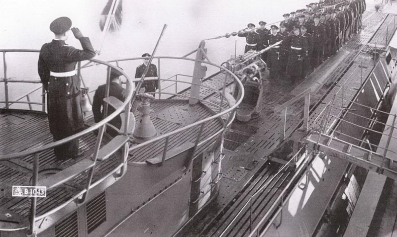 Иллюстрация к книге — Германские субмарины Тип IXC крупным планом [pic_26.jpg]