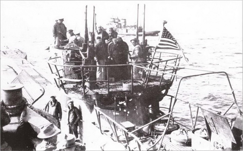 Иллюстрация к книге — Германские субмарины Тип IXC крупным планом [pic_32.jpg]