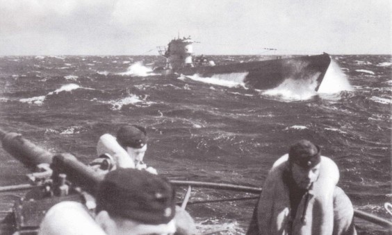 Иллюстрация к книге — Экипажи германских субмарин 1933-1945 [i_020.jpg]