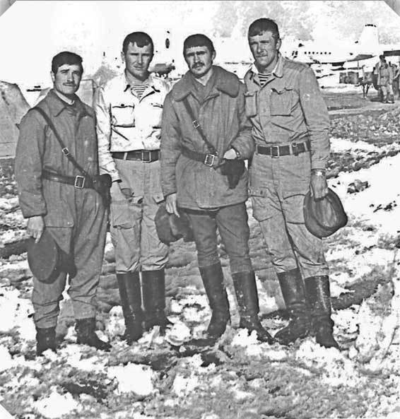 Иллюстрация к книге — Афган. Разведка ВДВ в действии. Мы были первыми [i_003.jpg]