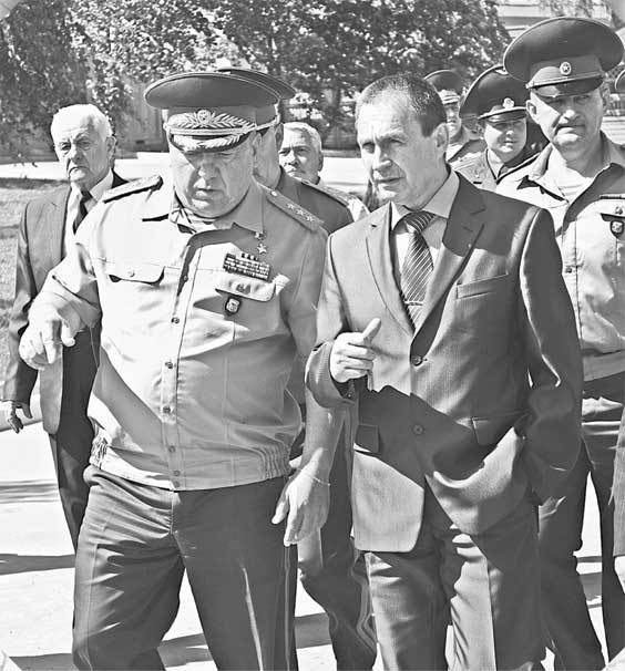 Иллюстрация к книге — Афган. Разведка ВДВ в действии. Мы были первыми [i_025.jpg]