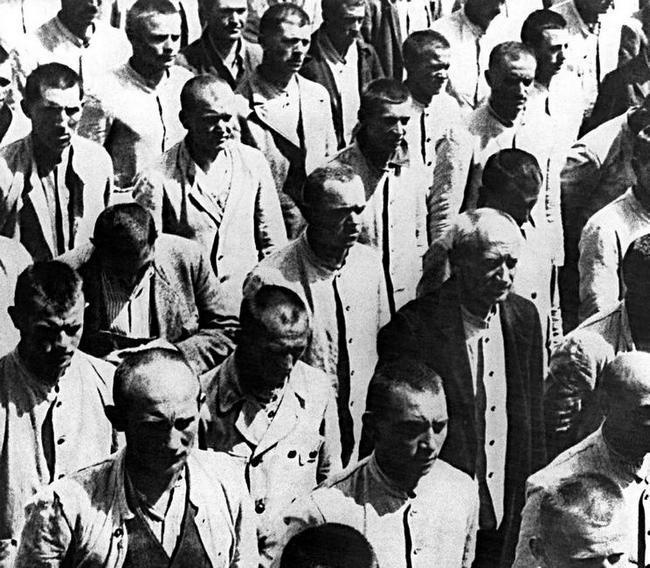 Иллюстрация к книге — Холокост. Новая история [i_009.jpg]