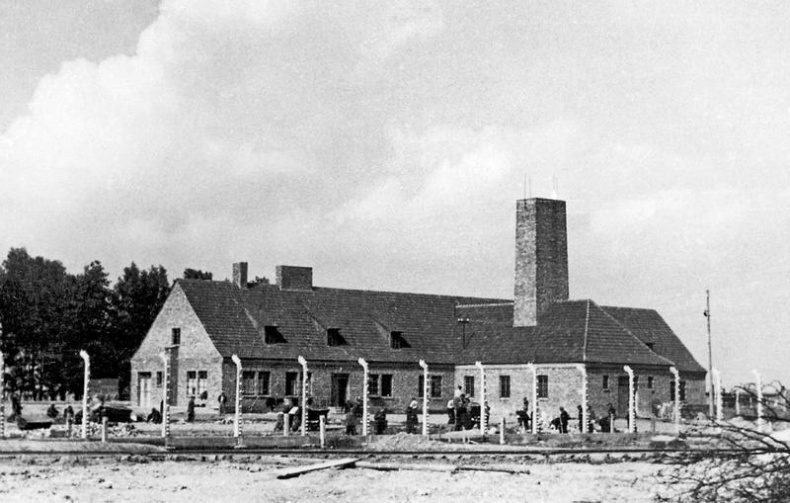 Иллюстрация к книге — Холокост. Новая история [i_047.jpg]