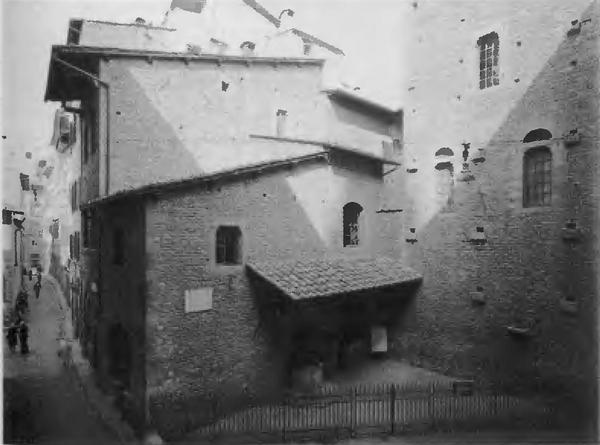 Иллюстрация к книге — Повседневная жизнь Флоренции во времена Данте [i_005.jpg]