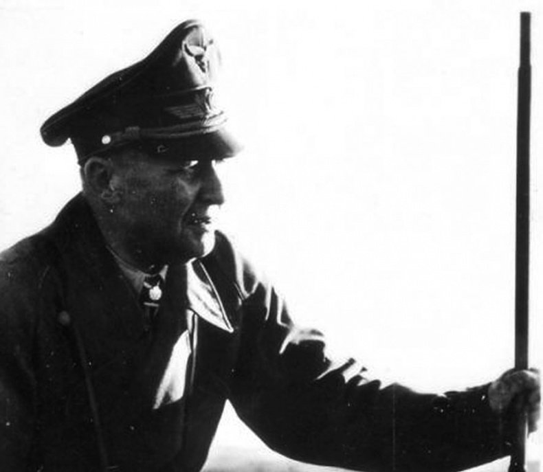 Иллюстрация к книге — Операция &quot;Дуб&quot;. Звездный час Отто Скорцени [autogen_ebook_id20.jpg]