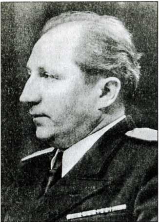 Иллюстрация к книге — Маленков. Третий вождь Страны Советов [i_026.jpg]