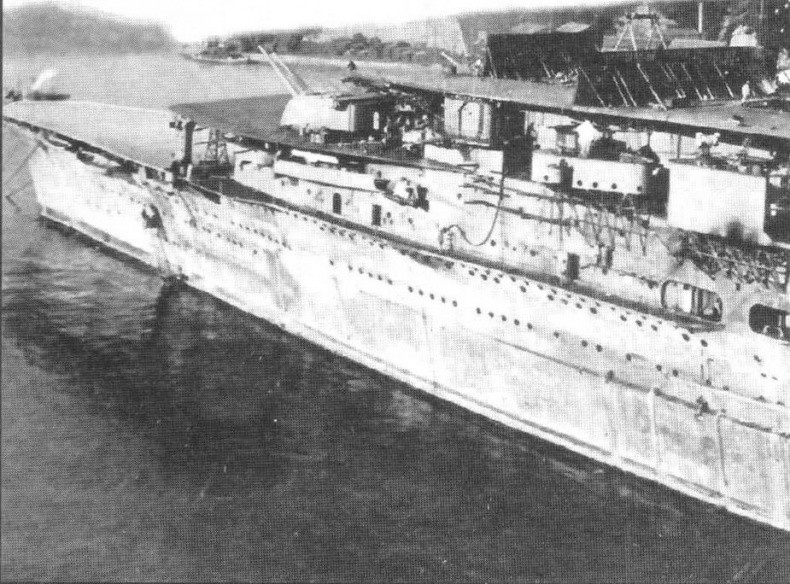 Иллюстрация к книге — Авианосцы мира. 1917 - 1939 [img_69.jpg]