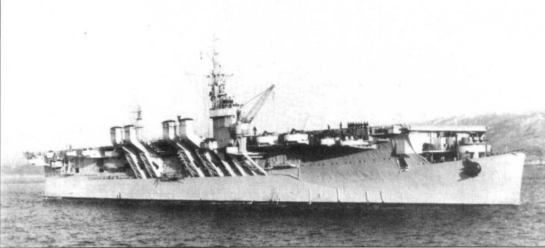 Иллюстрация к книге — Авианосцы мира 1939-1945 (Великобритания, США, СССР) [img_66.jpg]