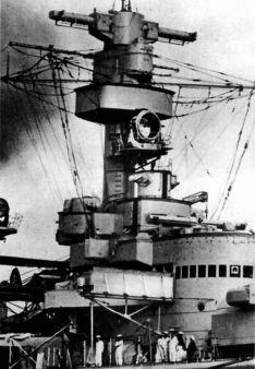 Иллюстрация к книге — Карманные линкоры фюрера. Корсары Третьего рейха [_2.jpg]