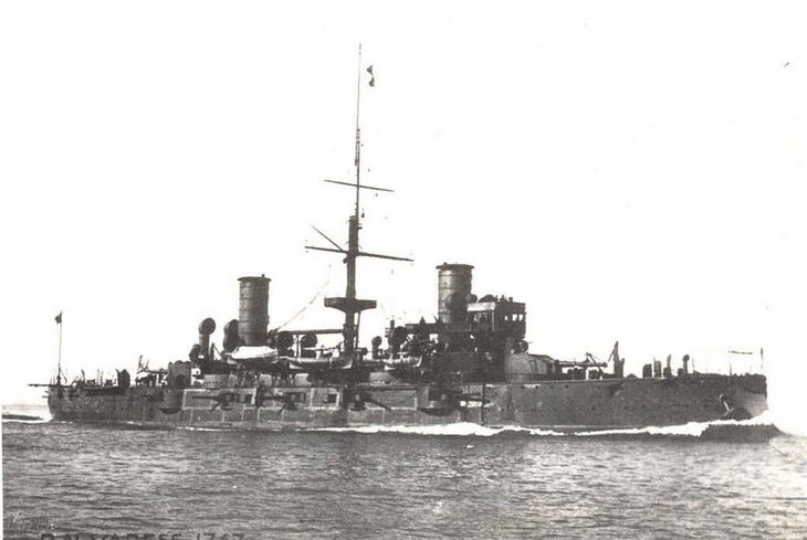 Иллюстрация к книге — Броненосные крейсера типа «Гарибальди» [pic_49.jpg]