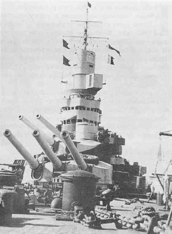 Иллюстрация к книге — Плавучие крепости [w0066_2.jpg]