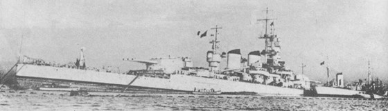 Иллюстрация к книге — Плавучие крепости [w0067_3.jpg]