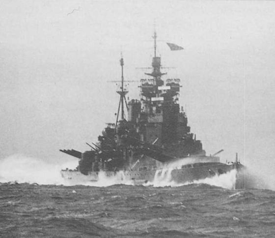 Иллюстрация к книге — Плавучие крепости [w0080_2.jpg]