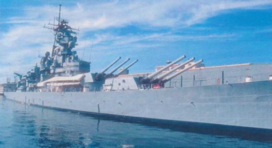 Иллюстрация к книге — Плавучие крепости [w0098_3.jpg]